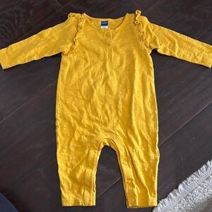 🩷4 for $20 🛍️ Yellow Ruffle Romper